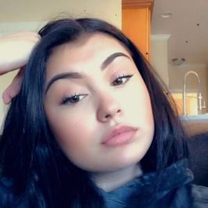 Meet your Posher, Brynne